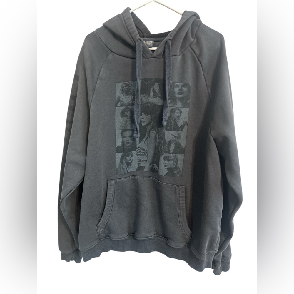 NWOT Taylor Swift The Eras Tour Black Hoodie Large Oversized